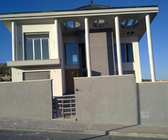 Vivienda con piscina en Caravaca